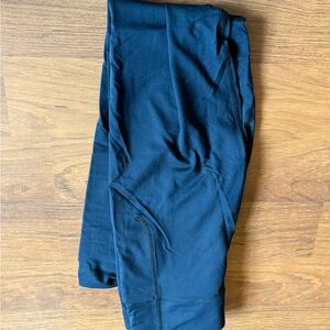 black under armour leggings with pockets